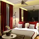 布朗斯中心酒店 4*