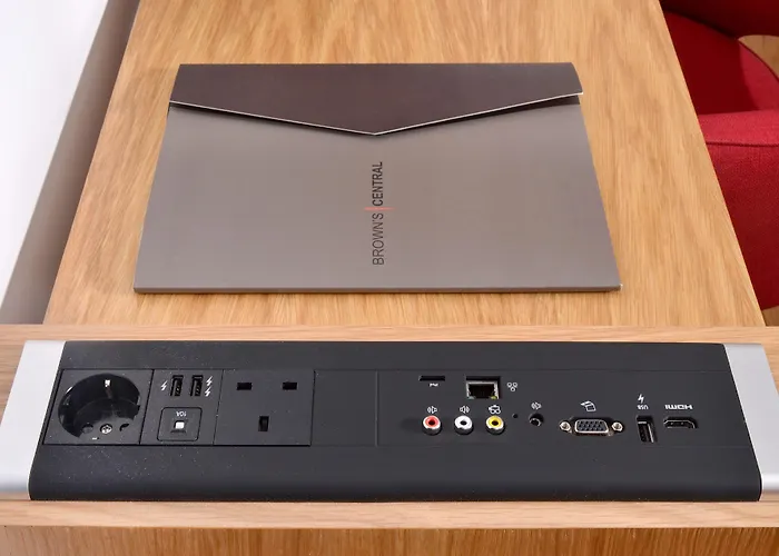 ブラウンズ セントラル