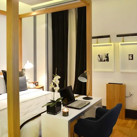 Hotel Browns