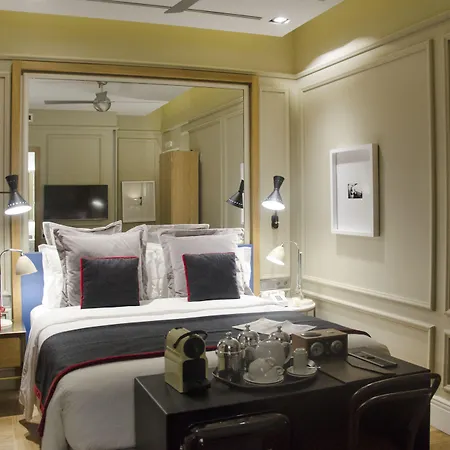 Browns Hotel