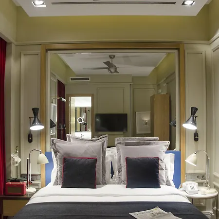 Browns Hotel 4*